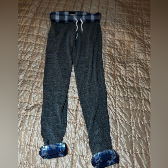 Monrow Pants - ❤️ Monrow Sweatpants Dark Grey with Blue Plaid Waistband and Cuffs Size XS ❤️